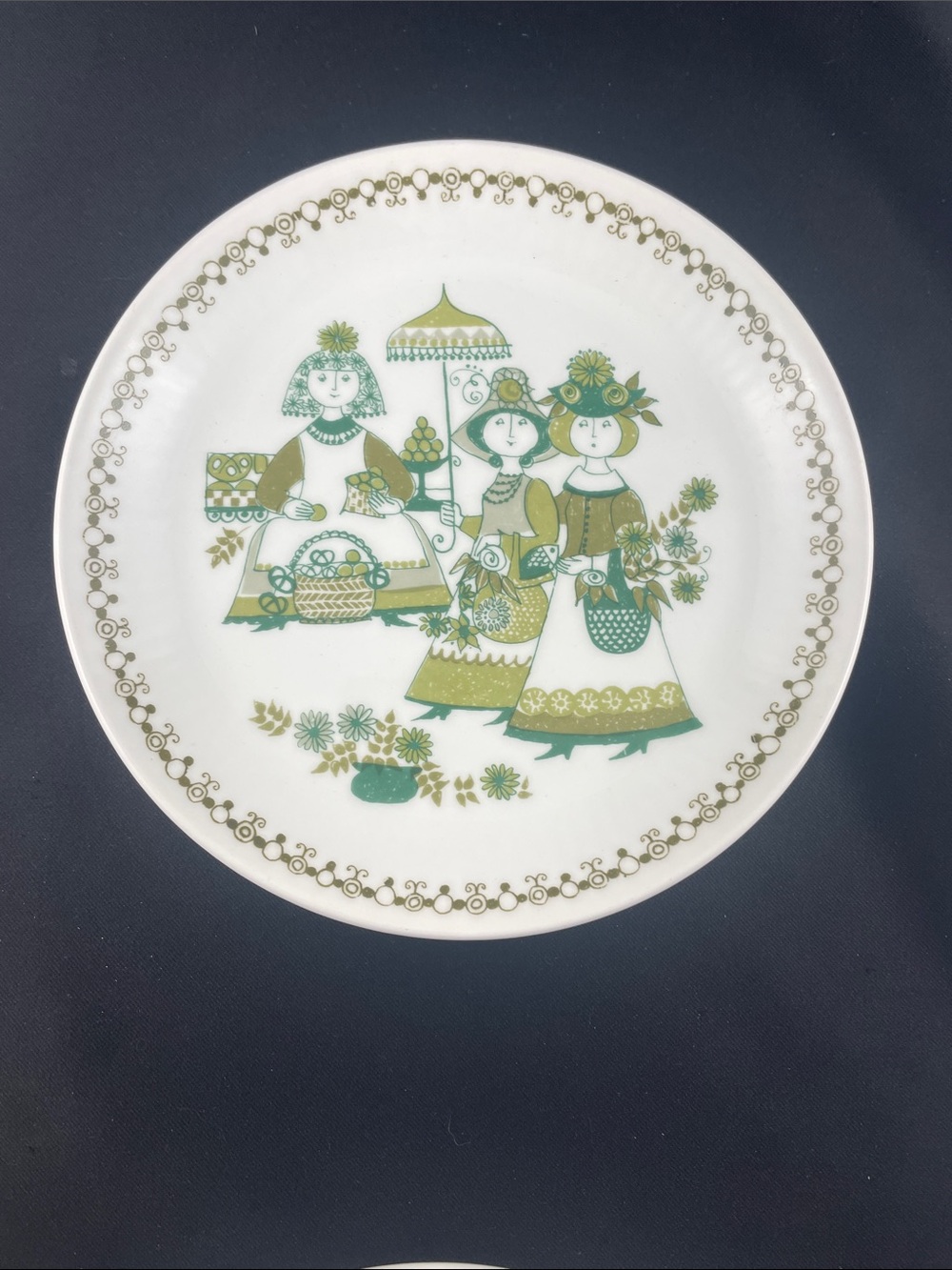 Two Figgio Flint Norway Market Salad Plates